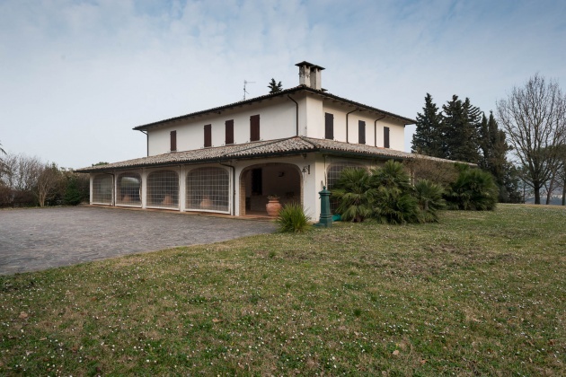 Terra del Sole, 6 Bedrooms Bedrooms, 9 Rooms Rooms,5 BathroomsBathrooms,Farmhouse,For Sale,1002