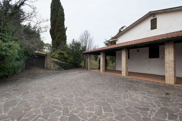 Terra del Sole, 6 Bedrooms Bedrooms, 9 Rooms Rooms,5 BathroomsBathrooms,Farmhouse,For Sale,1002